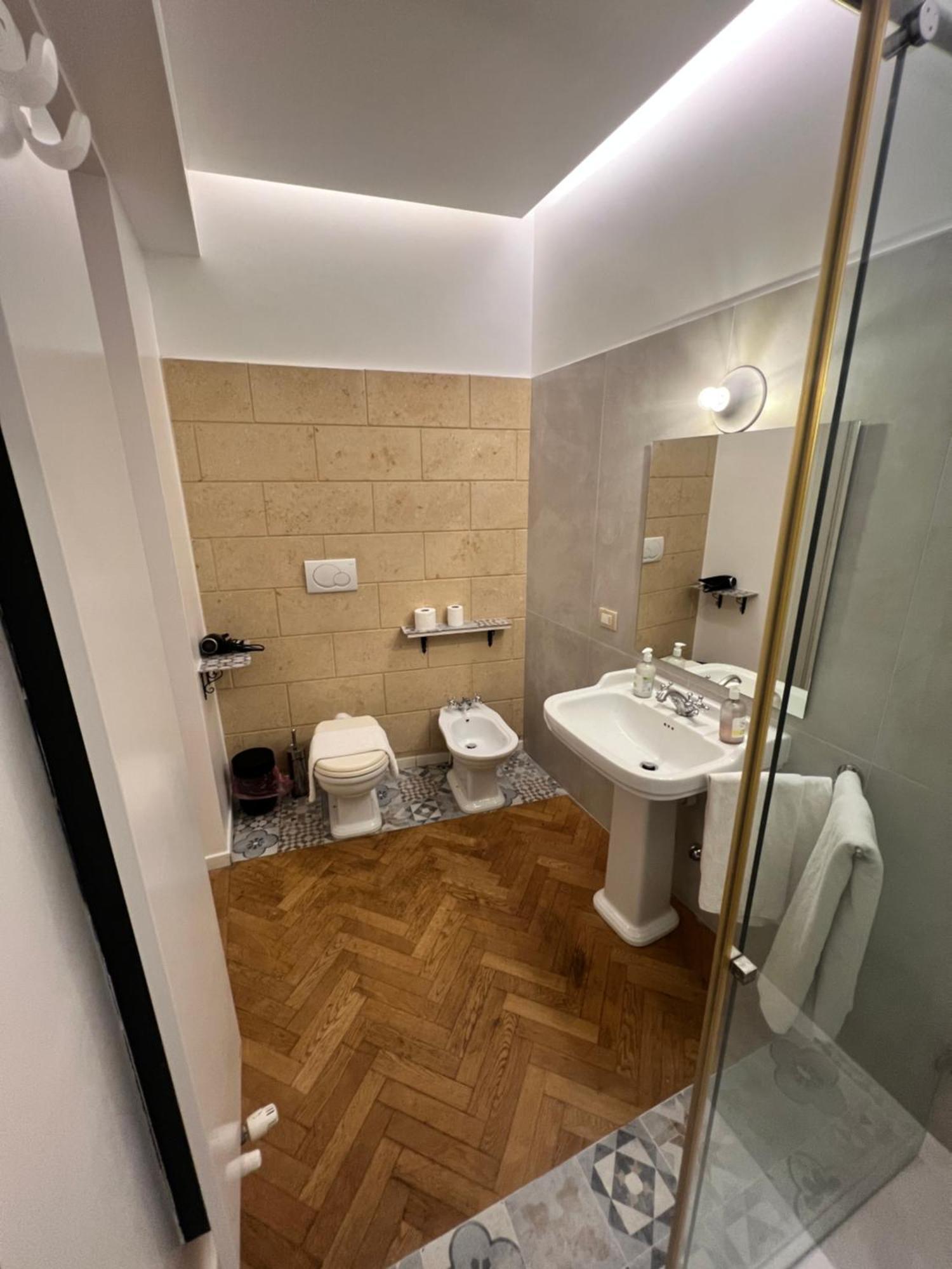 Room Verona Ai Duchi מראה חיצוני תמונה